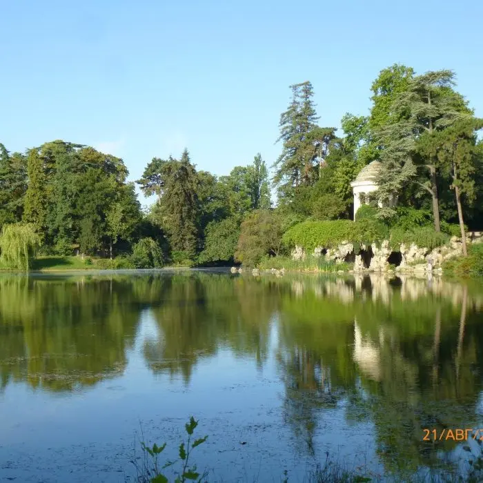 vista del lago y paisaje del Bois de Vincennes