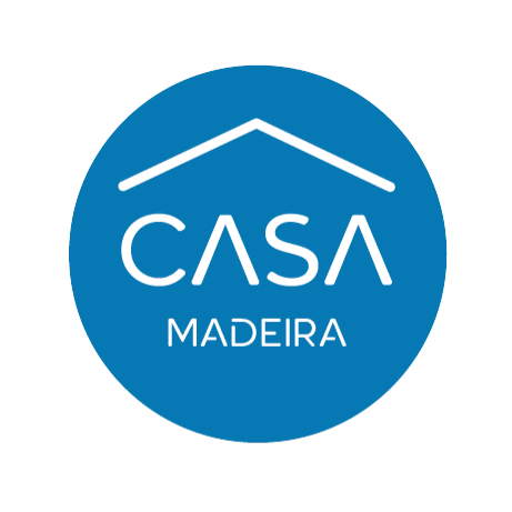 Blue circle logo with "CASA MADEIRA" and a roof design in white.
