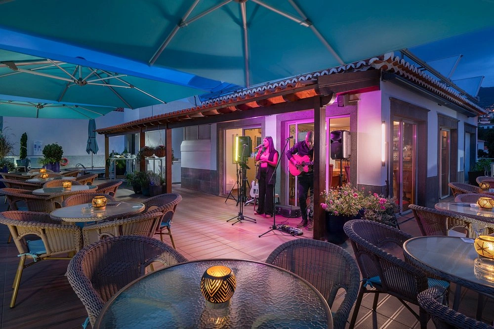Panorama Terrace Bar - Madeira Hotel Group