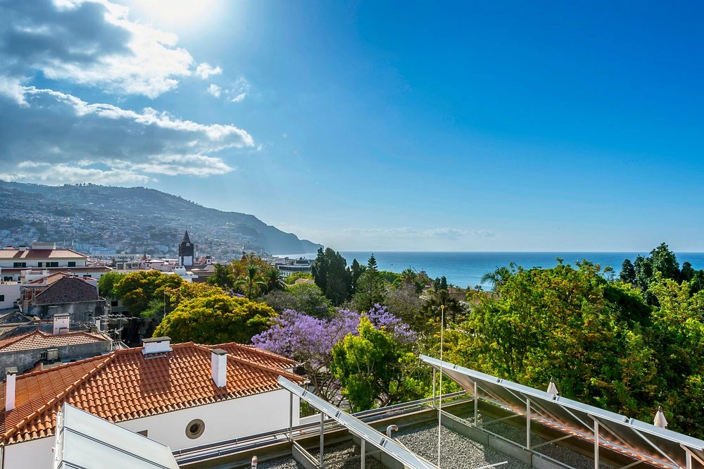 Panorama Terrace Bar - Madeira Hotel Group