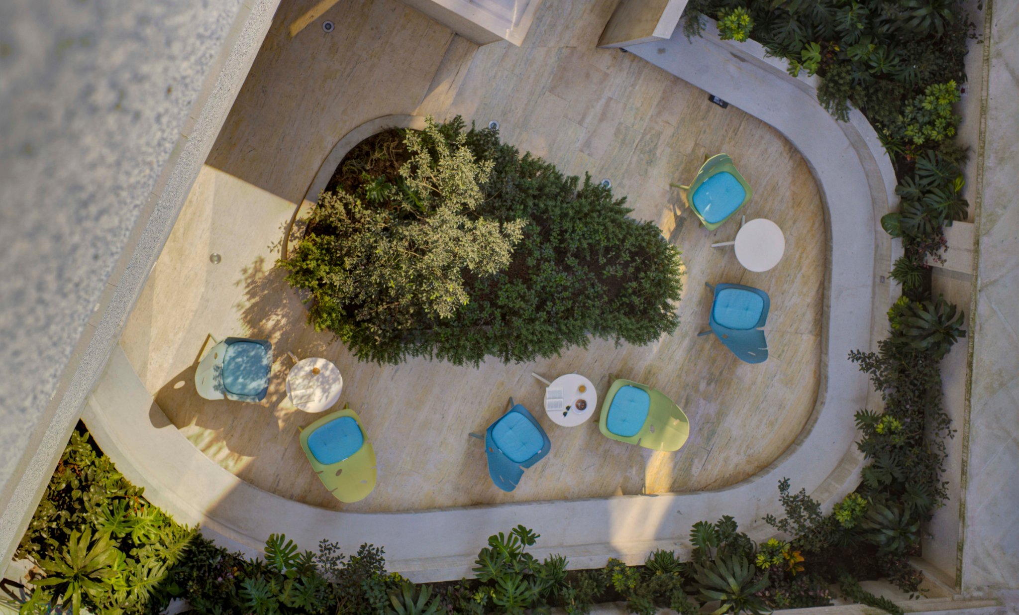 Colony Residences &amp; suites