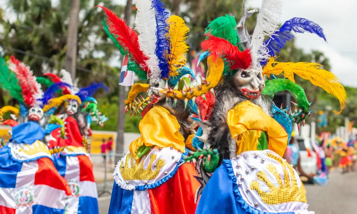Diablos Cojuelos bei der Karnevalsparade