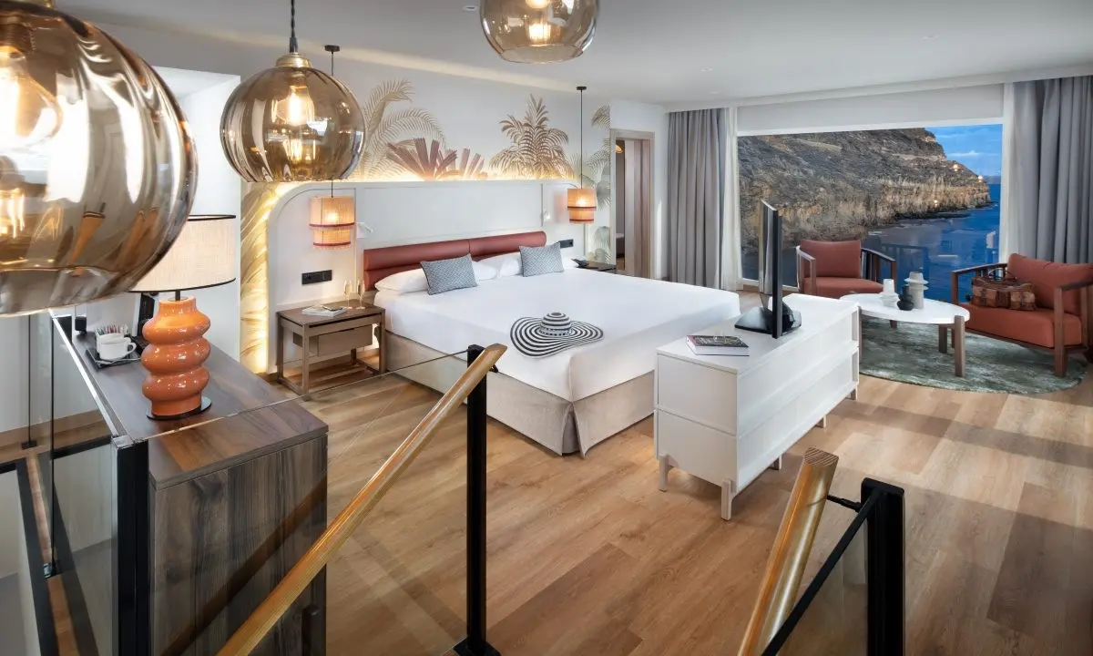 Bedroom of the Royal Suite at Princess Taurito, with panoramic views of Taurito Bay (Gran Canaria)