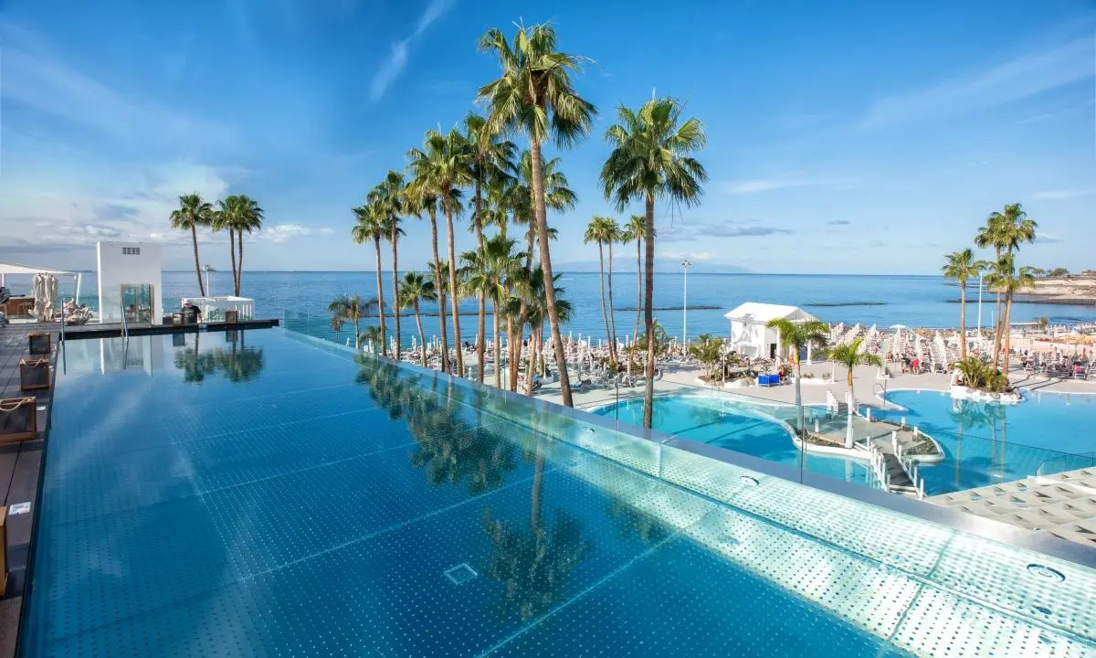 Infinity pool in the Platinum area of Guayarmina Princess, an Adults Only hotel in southern Tenerife