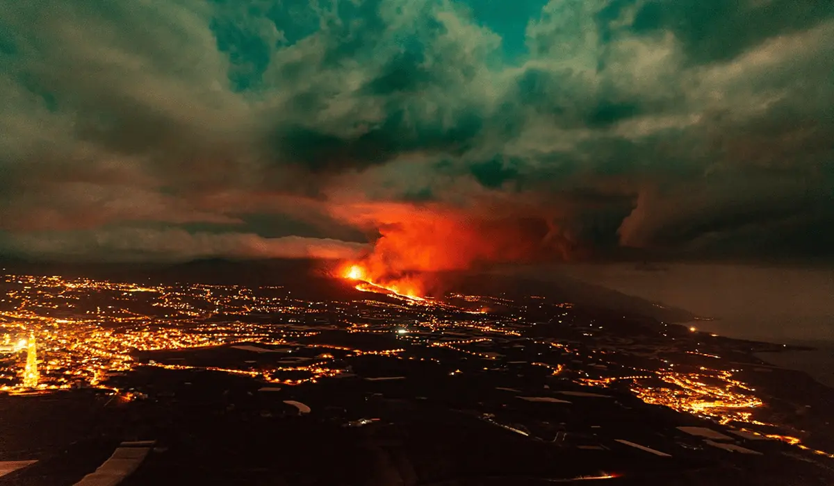 El volcán de La Palma activo El volcán de La Palma activo