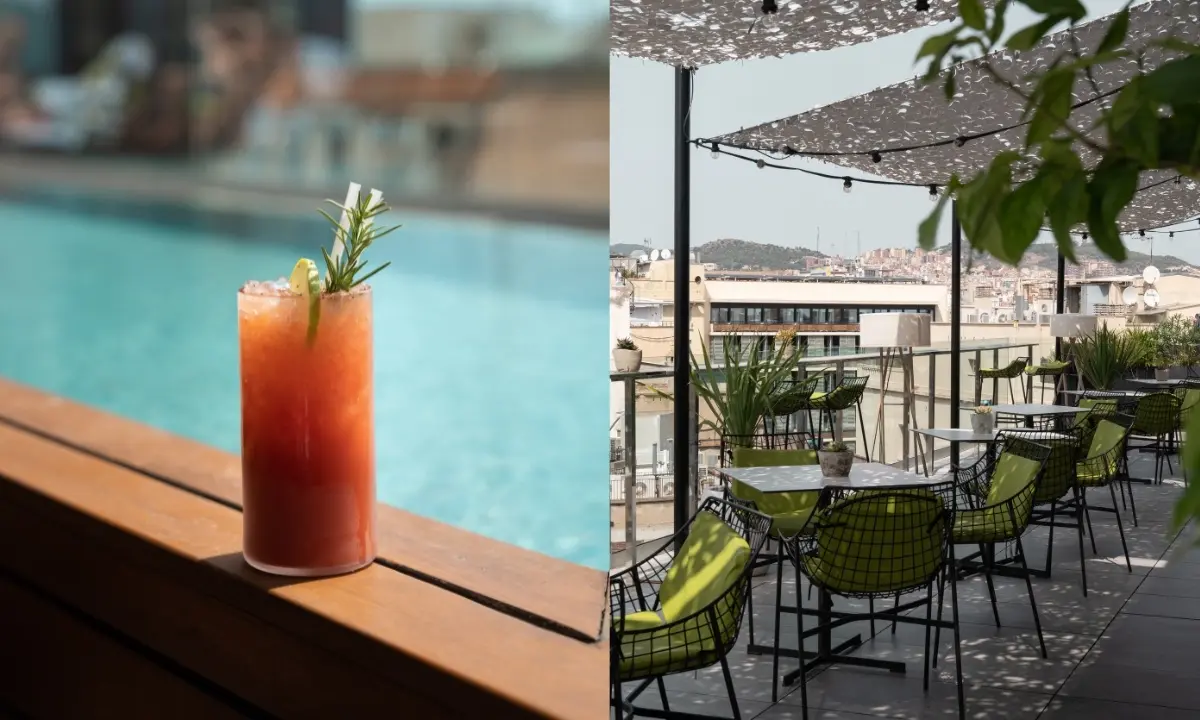 Foto doble bebida sobre borde de piscina y terraza de bar