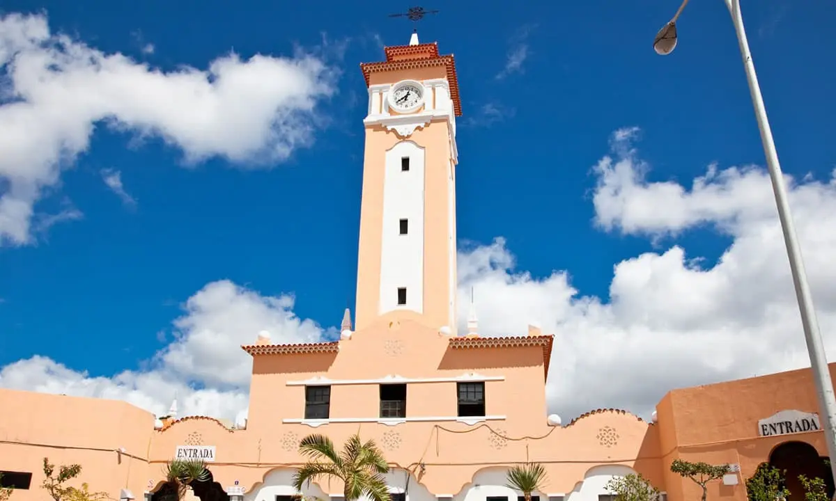 Hauptfassade des Städtischen Marktes Ntra Sra de África in Santa Cruz de Tenerife