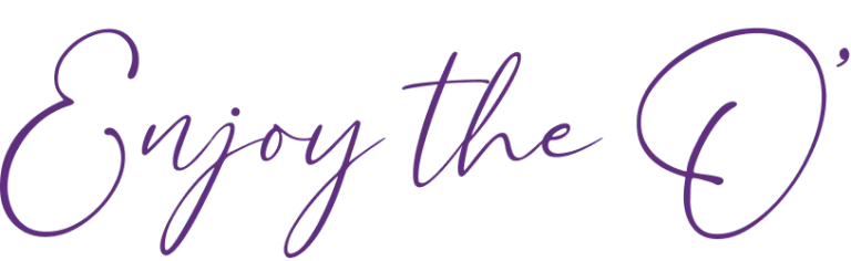 Dibujo tipo letra &ldquo;Soy you the&rdquo; con un coraz&oacute;n grande morado a la derecha