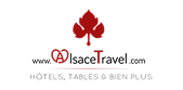 Logo Alsace Travel : h&ocirc;tels, tables et bien plus, avec feuille rouge.