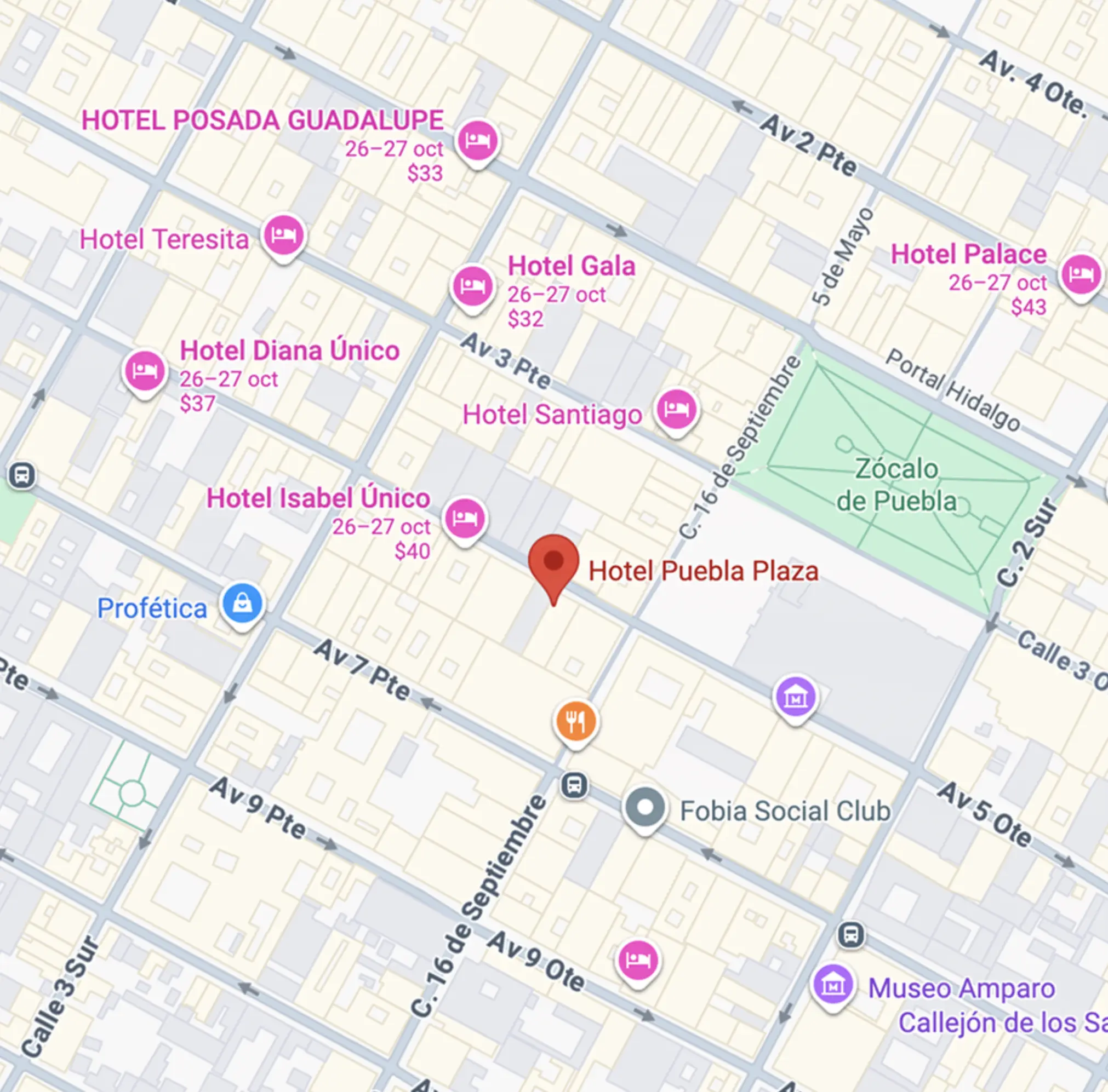 Mapa con hoteles cercanos al Z&oacute;calo de Puebla y Hotel Puebla Plaza marcado.