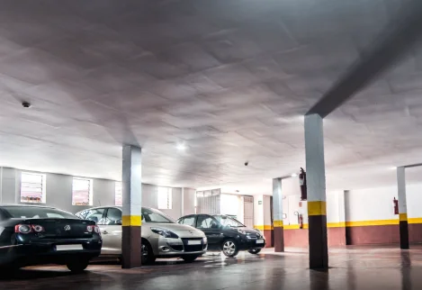 Parking privado del Hotel Regio 2 en Cádiz para clientes