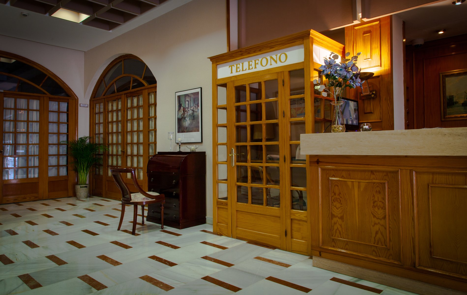 Hotel Regio 2, hoteles y alojamientos en Cádiz