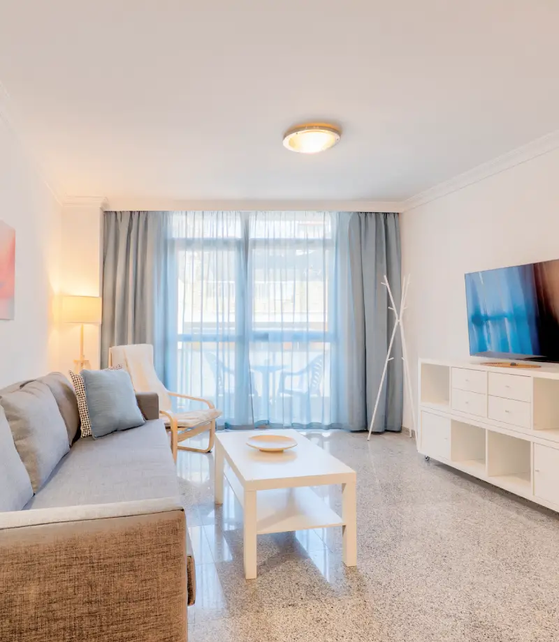 Ake - Solmar Colon Ake