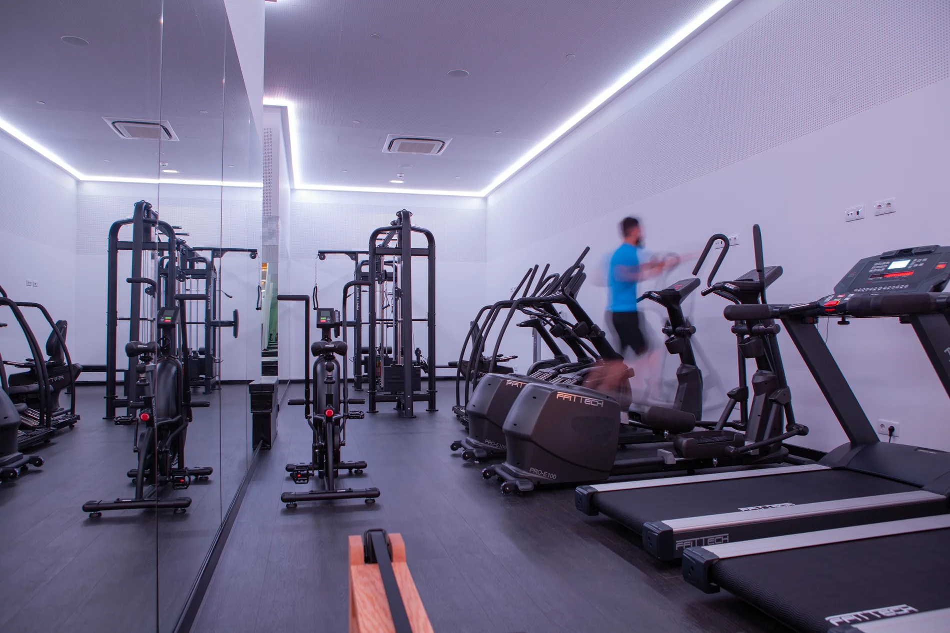 Servi&ccedil;os - Wine & Books By The Sea Algarve Resort - Wine &amp; Books Hotels