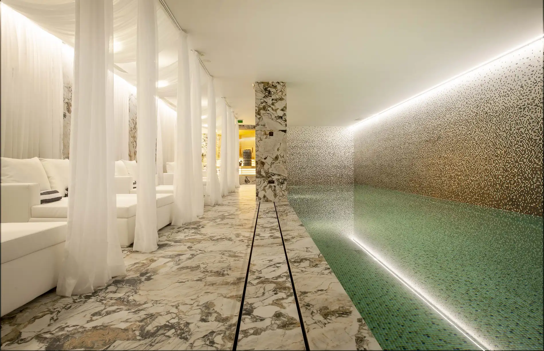 Wine & Books Hotels Porto - Wine &amp; Books Hotels