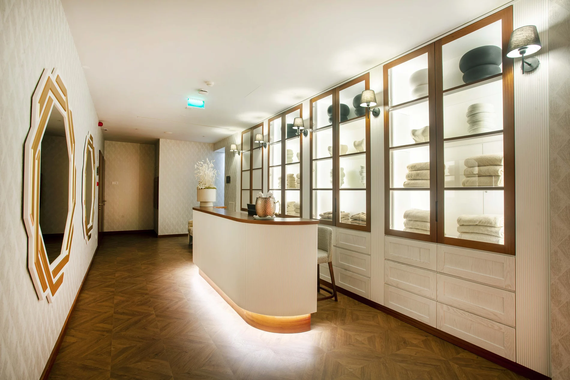 Servi&ccedil;os - Wine & Books Hotels Porto - Wine &amp; Books Hotels