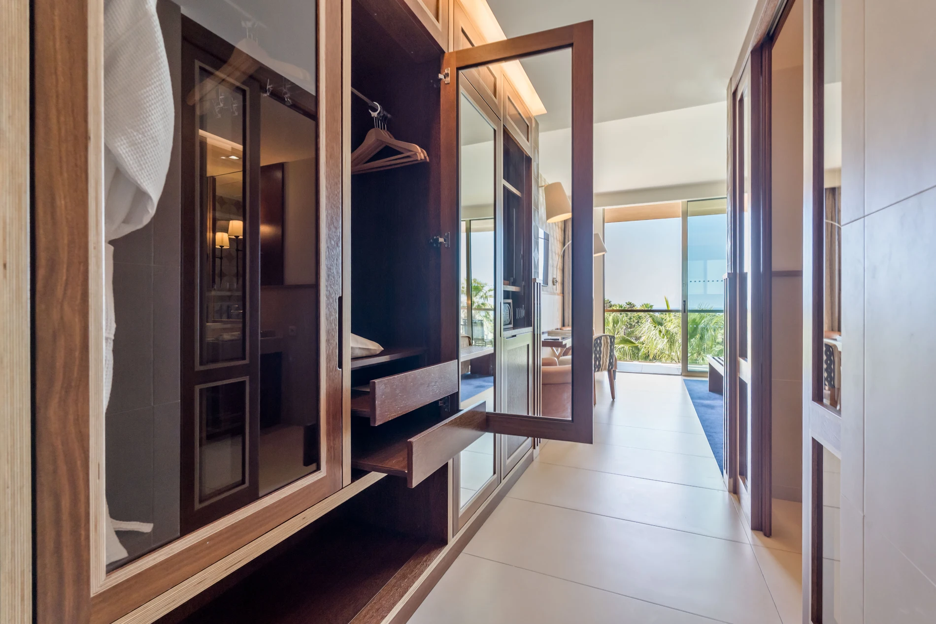 Wine & Books By The Sea Algarve Resort - Wine & Books Hotels