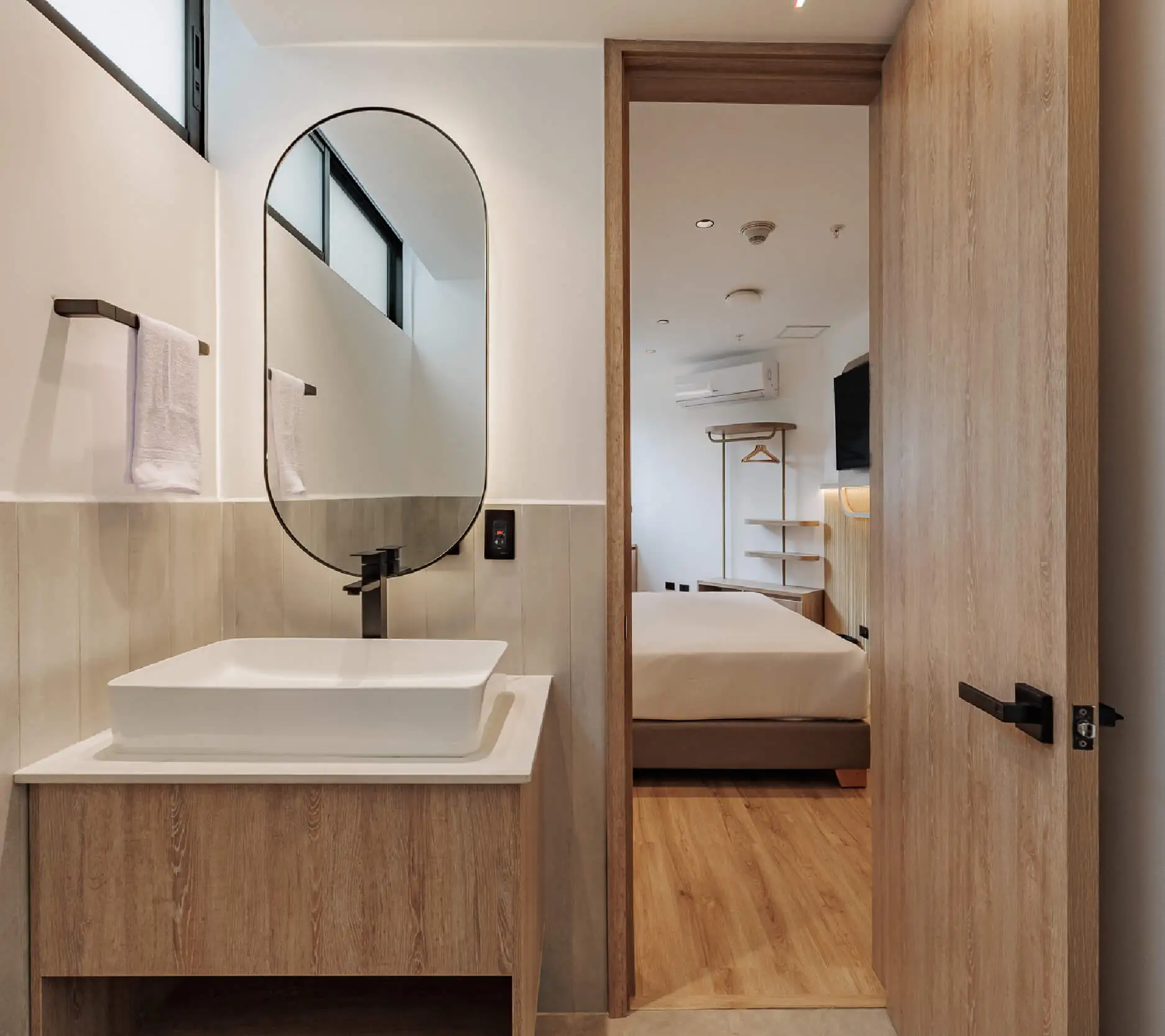 Lomm by Somos the Group - The Somos Hotel