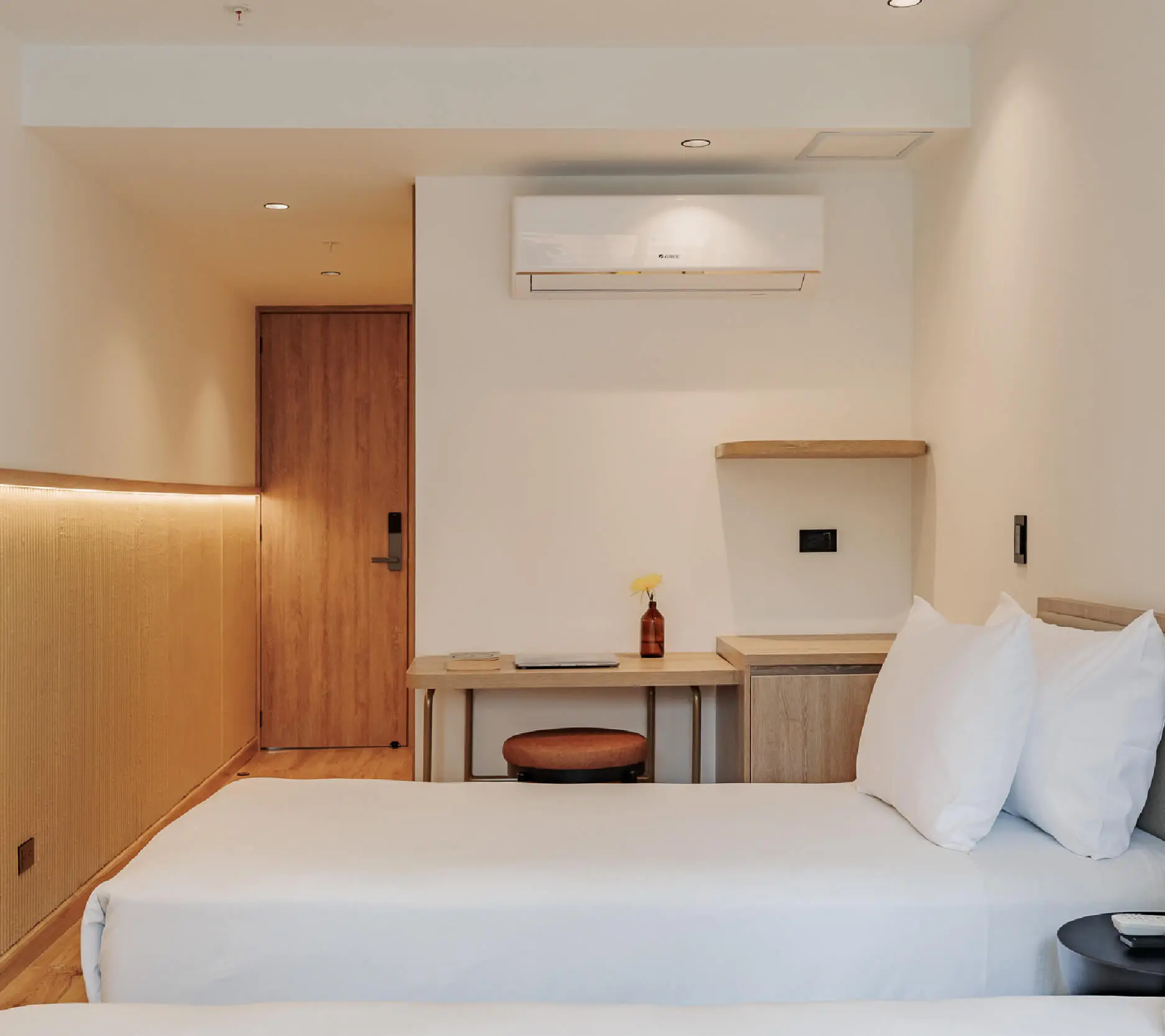 Lomm by Somos the Group - The Somos Hotel