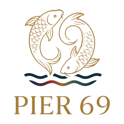 Logo con dos peces dorados y texto "Pier 69" debajo.