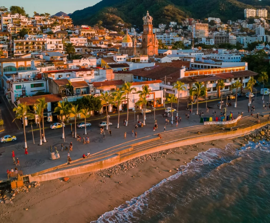 Puerto Vallarta: A Seaside and Tourist City - Pier 69