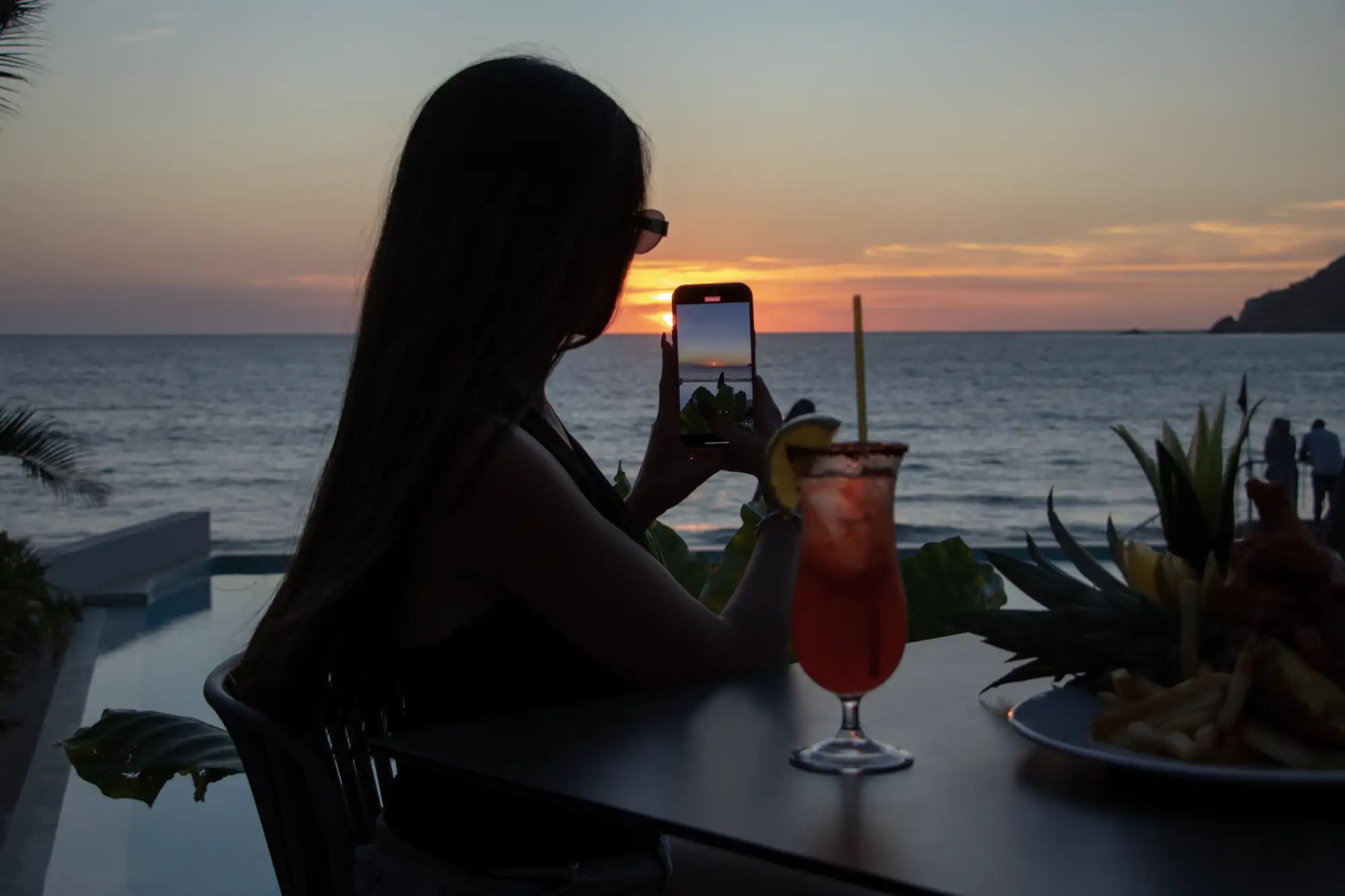 Cont&aacute;ctanos y Ub&iacute;canos - Viaggio Resort Mazatl&aacute;n