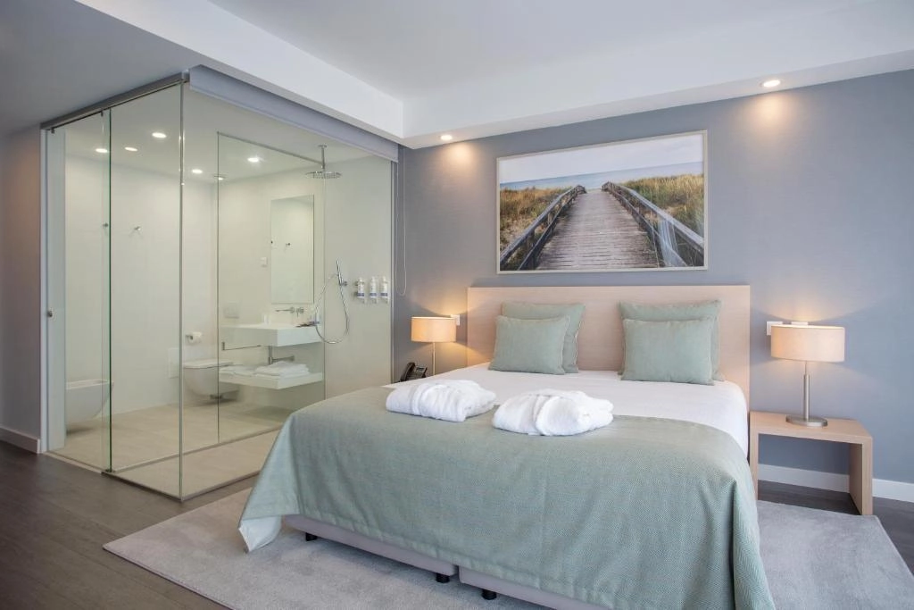 Longevity Health &amp; Wellness Hotel