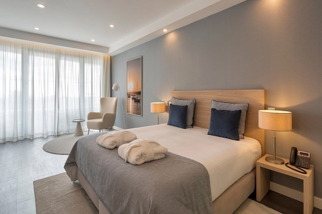 Longevity Health &amp; Wellness Hotel