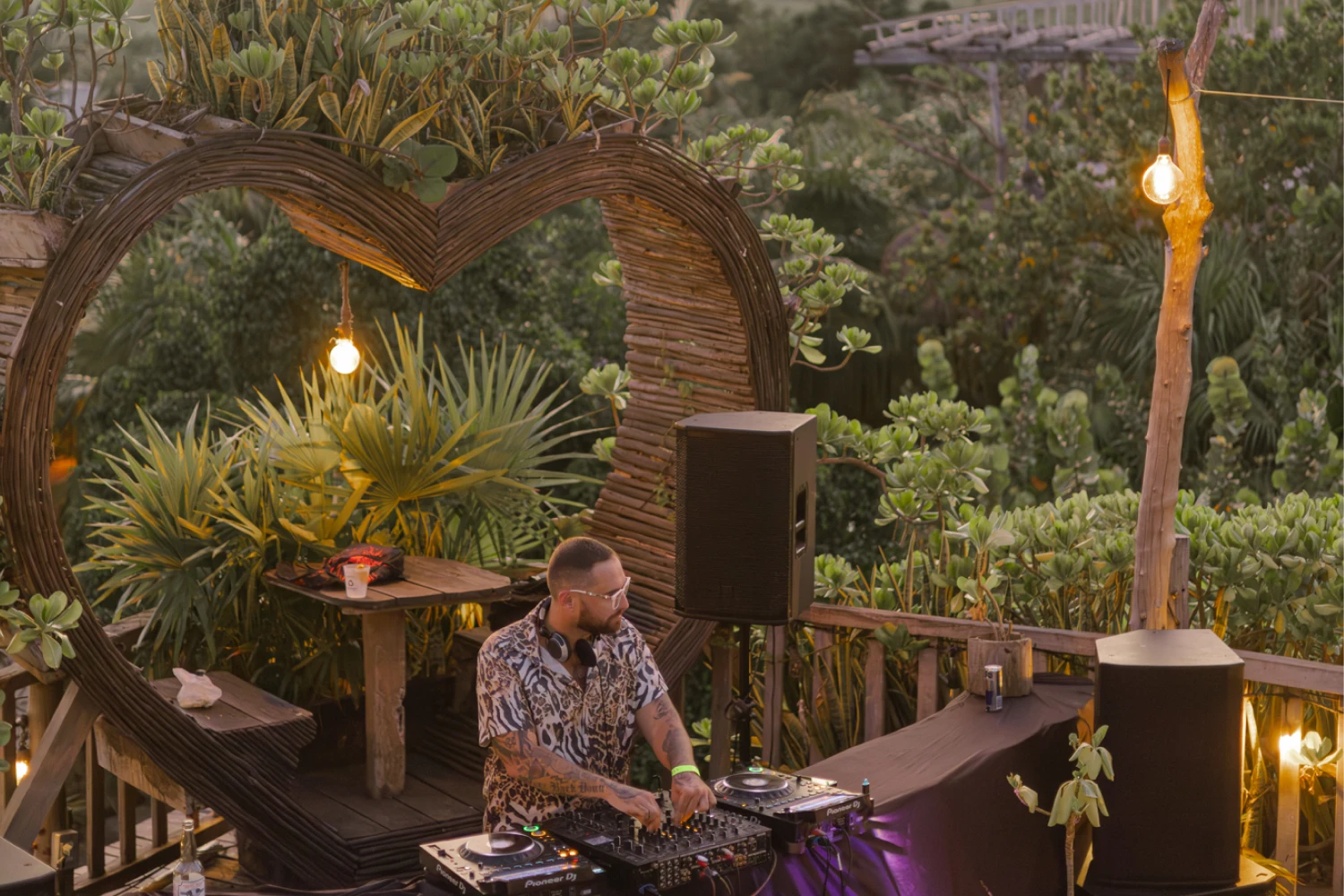 Joiku x Karma Sundeck - Kanan Tulum Hotel