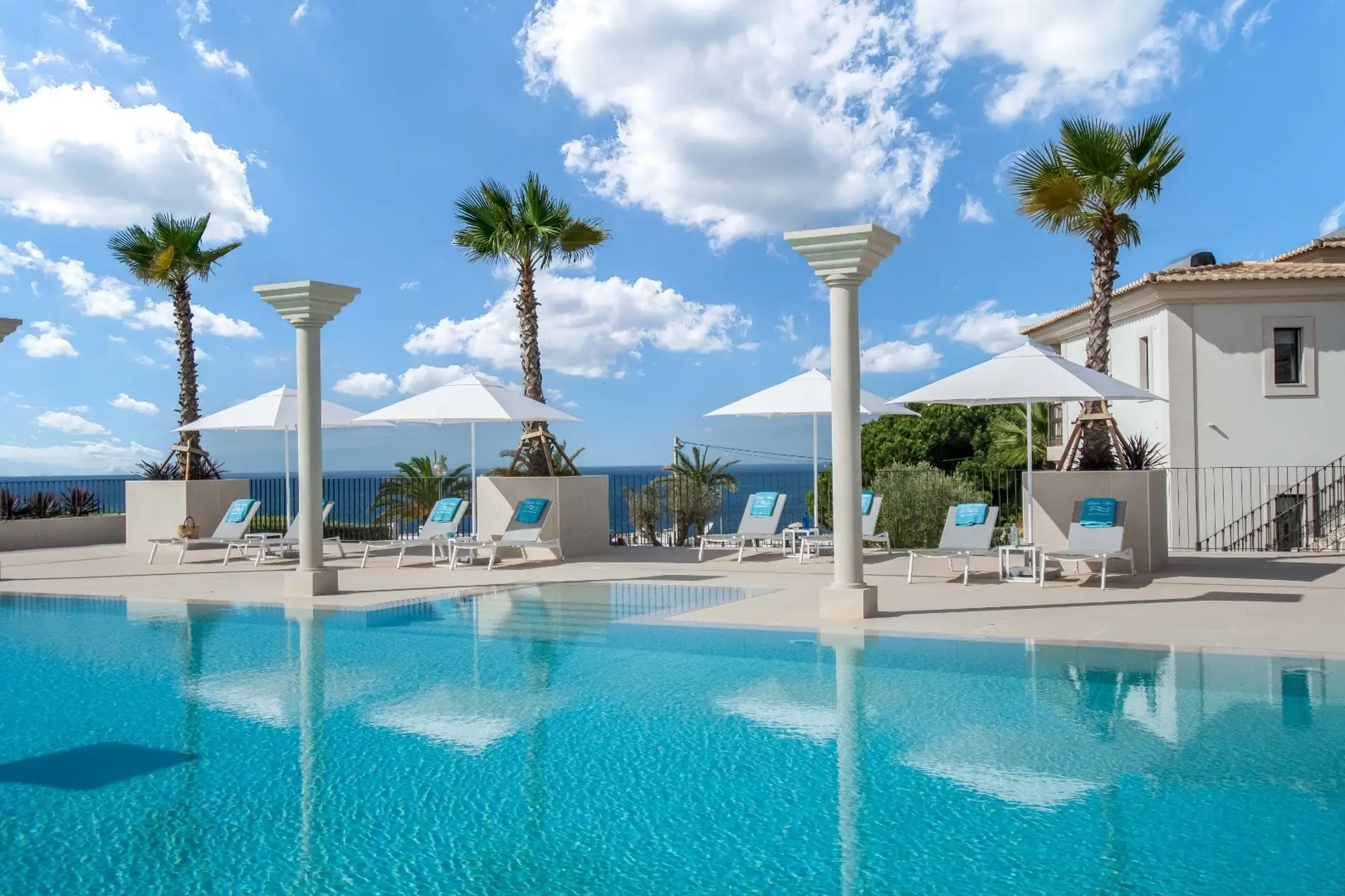 Carvoeiro Clube Group: Holiday Resorts Algarve | Official Website