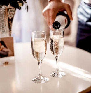 Services - Hotel Gold Arcos