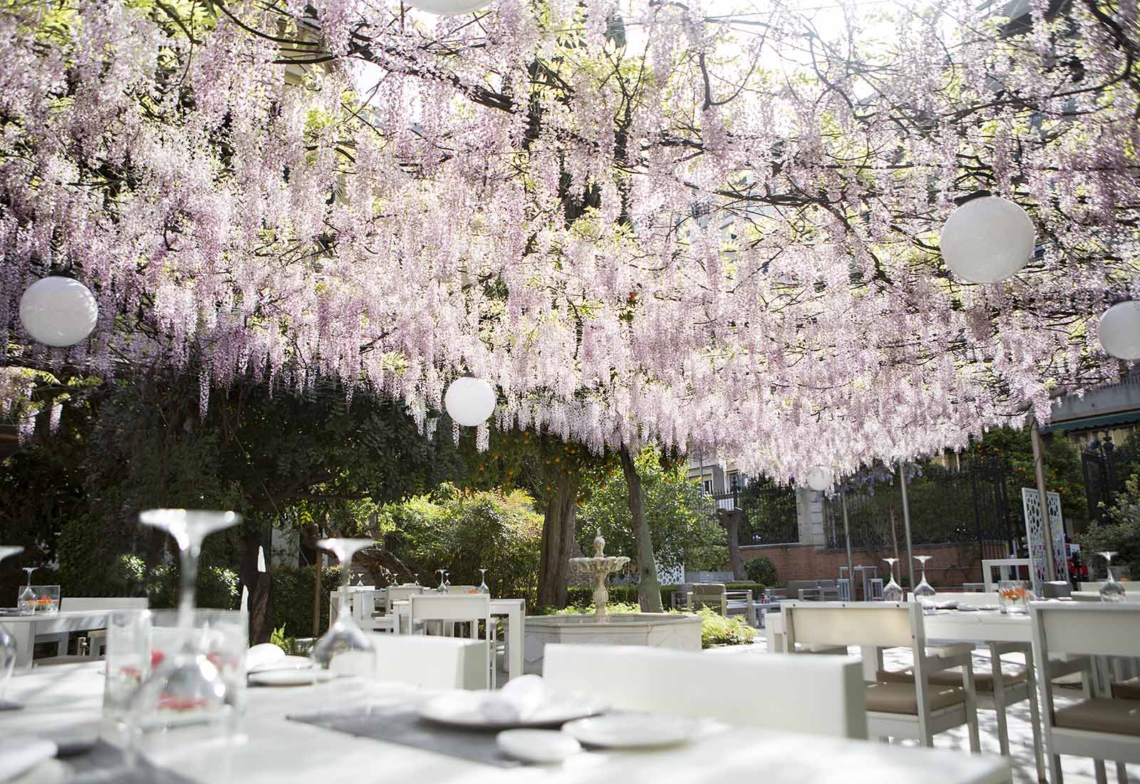 Vive las Cruces de Granada en modo gourmet - Hospes Hotels