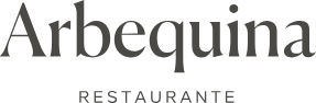 Texto &ldquo;Arbquina&rdquo;, subt&iacute;tulo &ldquo;RESTAURANTE&rdquo; en fondo negro.