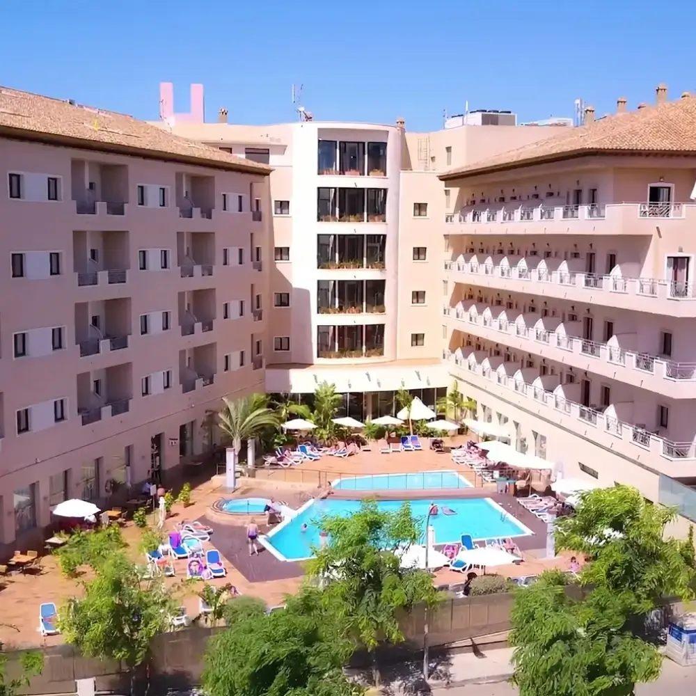 Monarque Hotels