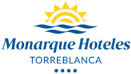 Logo &ldquo;Montgomery Holidaymaker&rdquo; con sol, ola y texto &ldquo;TOERBLEANCAS&rdquo;