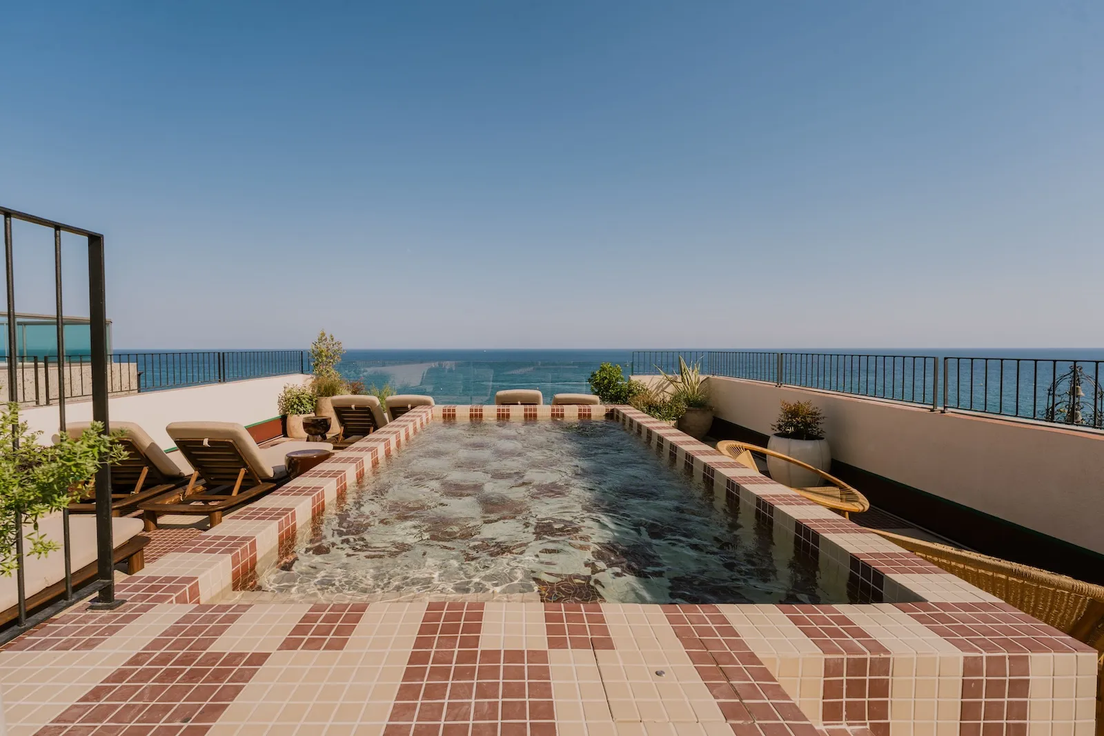 Suites By Miramar