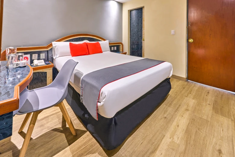 Hotel Monarca
