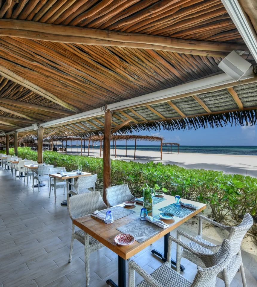Gastronom&iacute;a - Palafitos Overwater  Bungalows WE