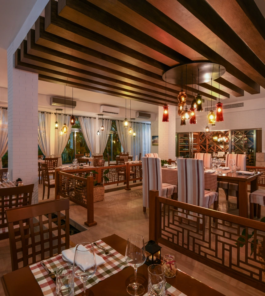 Gastronom&iacute;a - Palafitos Overwater  Bungalows WE