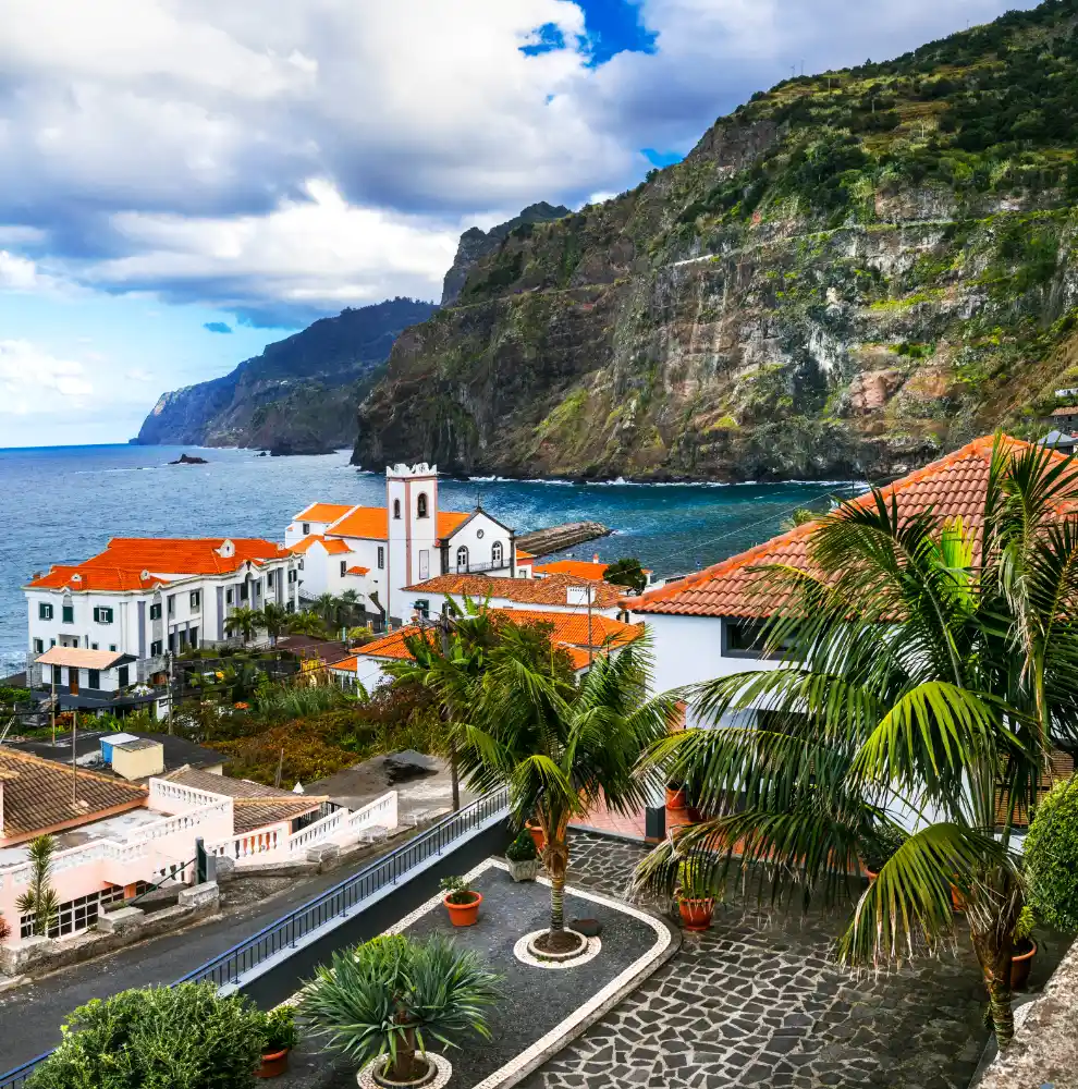 Destino - Casa da Capelinha