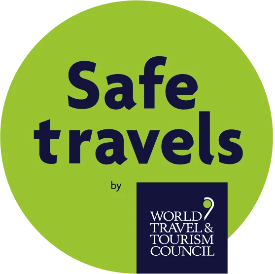 Sello &ldquo;Safe travels&rdquo; de World Travel & Tourism Council.