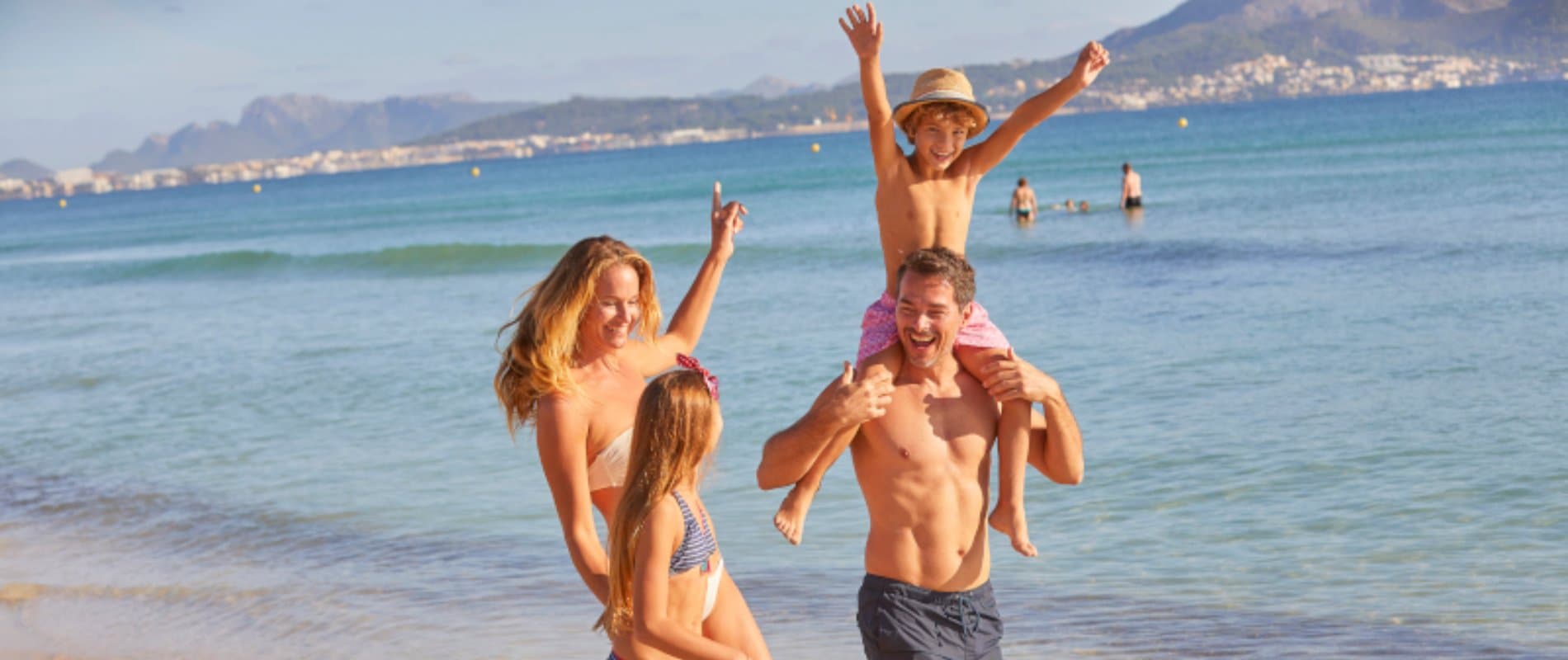 Discover the best beaches for families in Mallorca - Garden Hotels