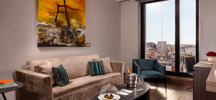 Tour Virtual - VP Plaza Espa&ntilde;a Design 5*