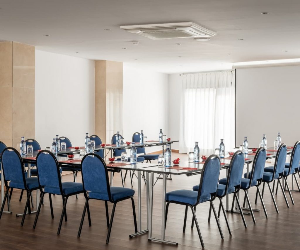 reuniones_03_mediterraneo_medium_sitges_park_U_2