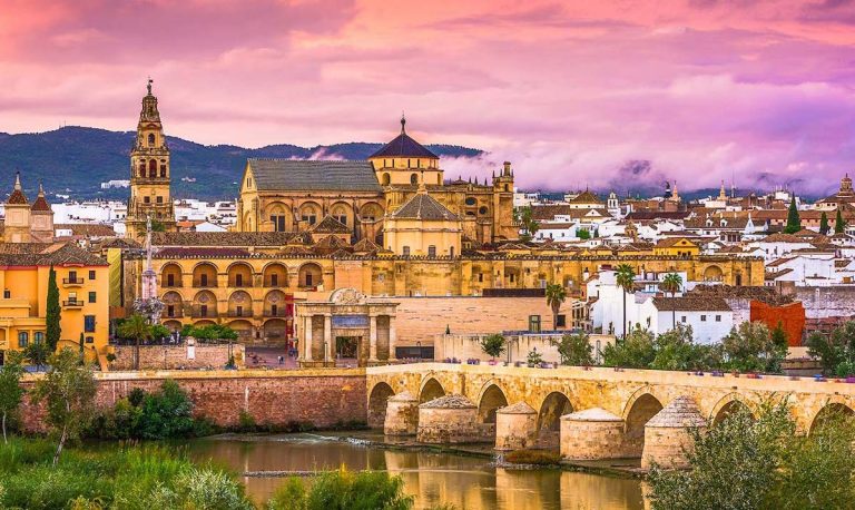 ventajas-de-viajar-en-temporada-baja