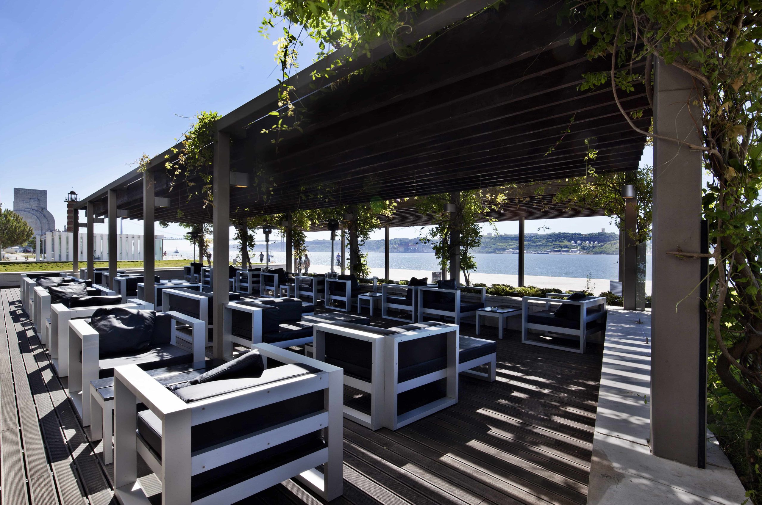Bar 38º41'