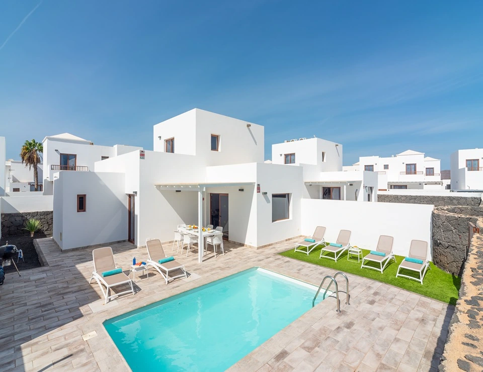 Agency/Company/Group - Ereza