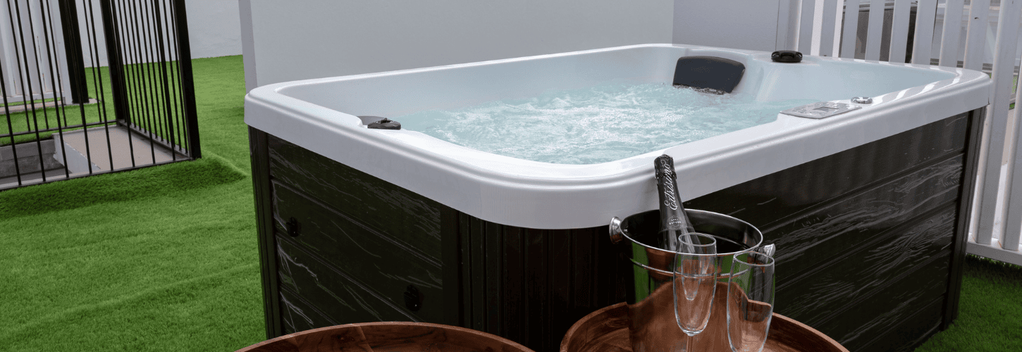 Apartamentos en Fuerteventura con lujo y relax: jacuzzi, terraza y escapadas tranquilas en Parque Holandés - shambhala fuerteventura