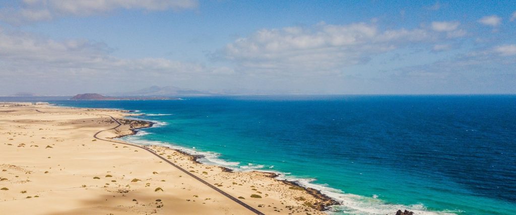Dónde alojarse en Fuerteventura para un workation ideal: naturaleza, calma y productividad - shambhala fuerteventura