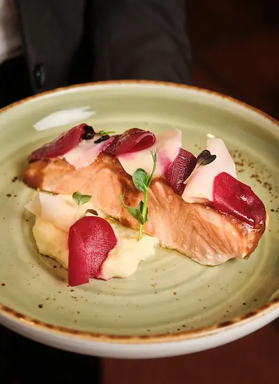 Restauraci&oacute;n - Luze El Toro - Luze Hoteles